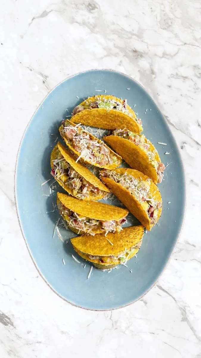 Tacos de ceviche de atum e gengibre